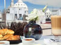 725 Continental hotel