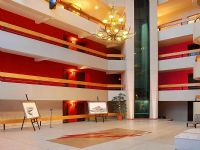 Cacique Inacayal Lake Hotel