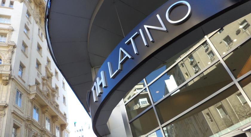 Hotel NH Latino
