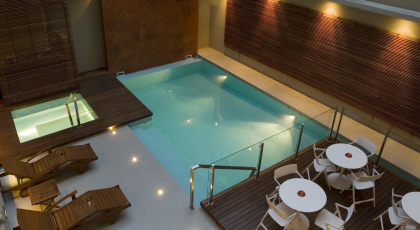 Ayres De Recoleta Plaza